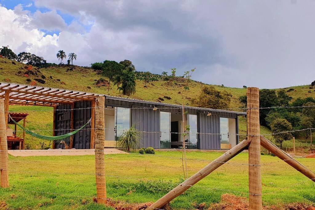 Casa Container Com Spa E Linda Vista Para A Serra Da Mantiqueira Villa Bueno Brandao Exterior photo